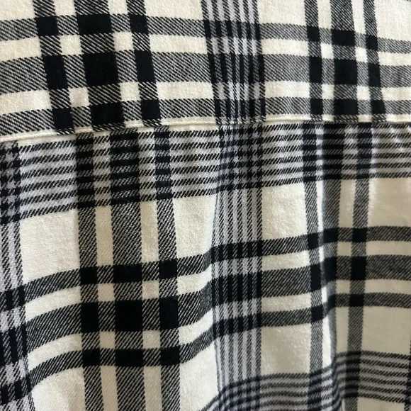 EUC Madewell Flannel Shirt in Black and White Plaid size Medium - Picture 5 of 6